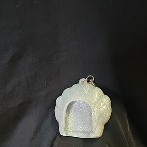 Glittery Shell Keychain